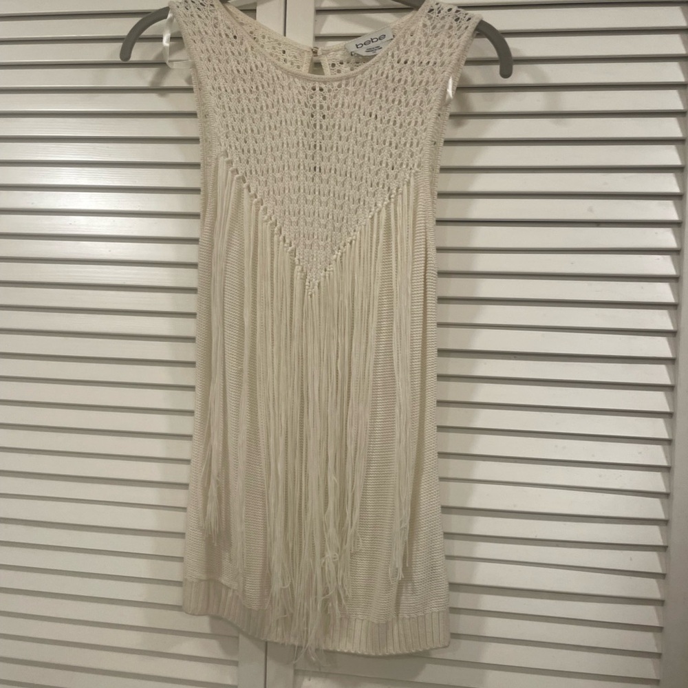 Bebe Ivory fringe front top, western boho vibes..